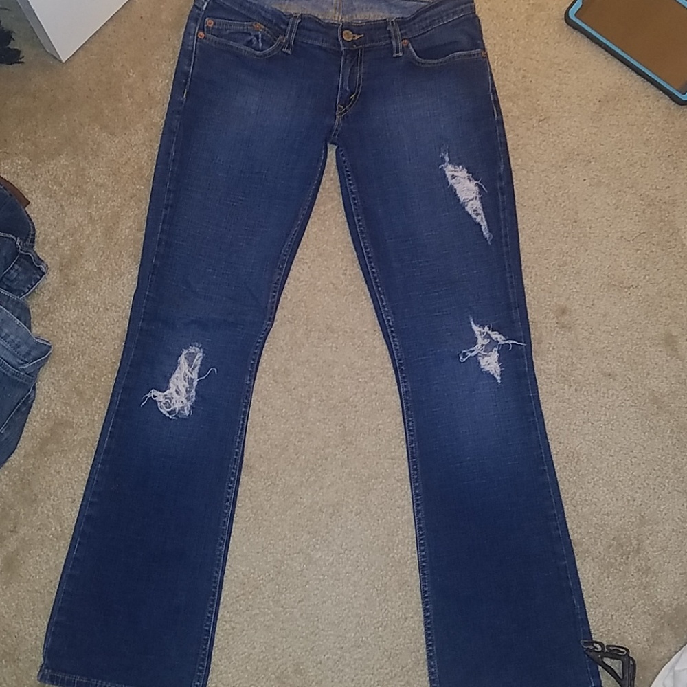 Levi low rise jeans